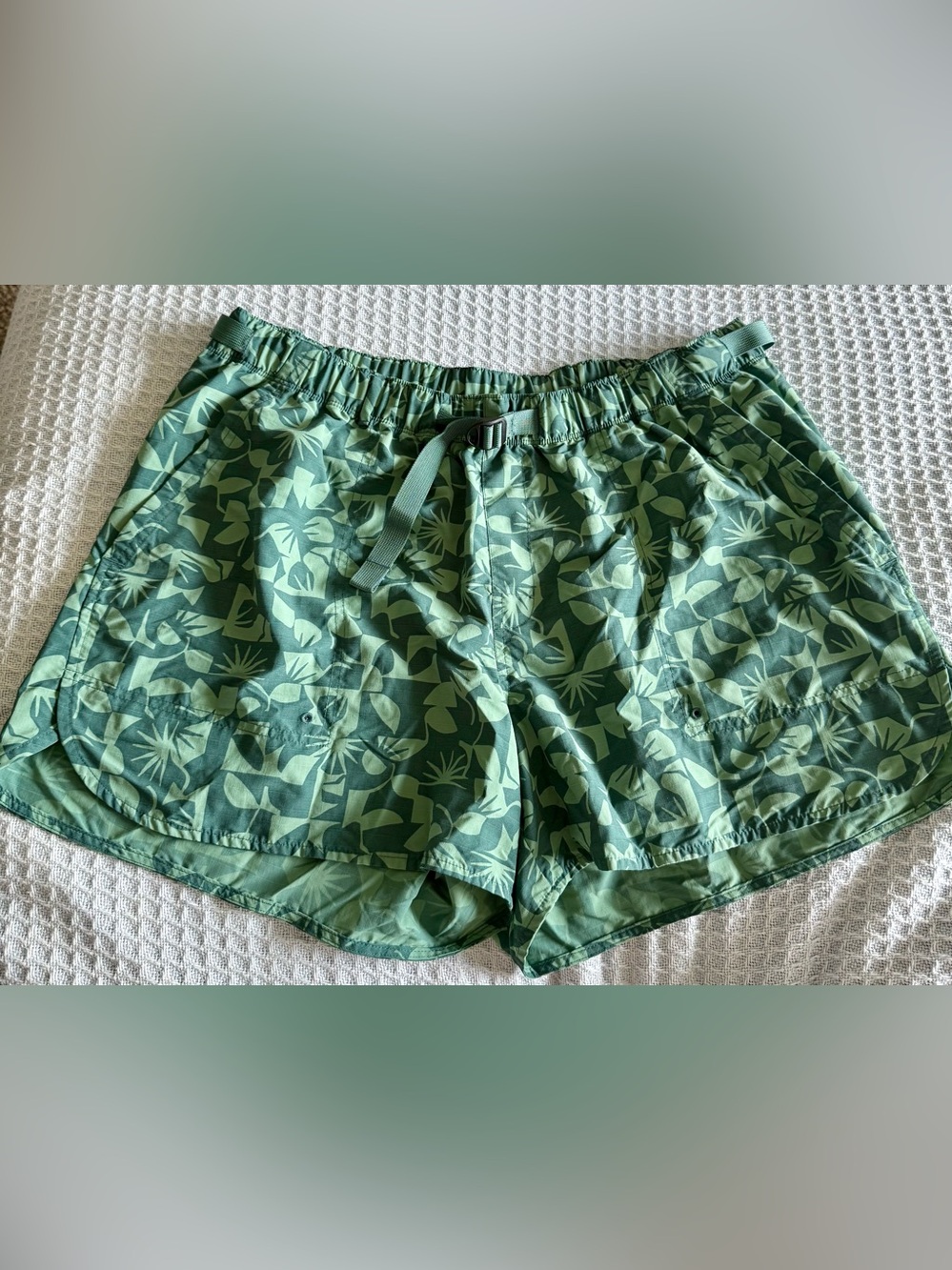 REI Co-op Trailmade Amphib Women’s Shorts in Sun Peak Jasper Green